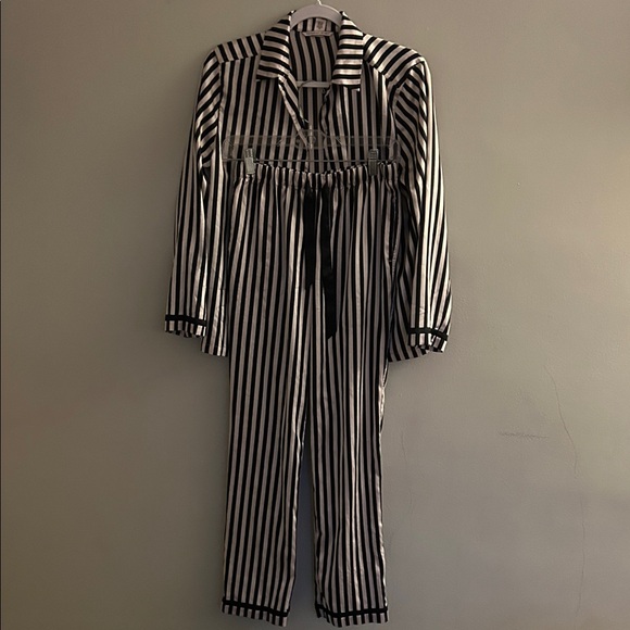 Victoria's Secret Other - Victoria's Secret Black and White Striped pajama set